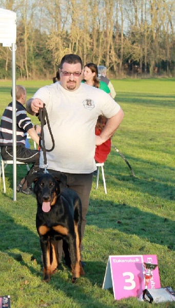 Indienne de cheyenne des Gardiens de la Nacre