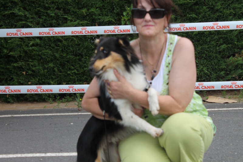 Publication : White And Black Blue Auteur : Espigarez Christine