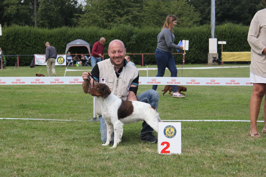 Publication : Du hameau de sorny Auteur : De L'Empire Hunnike