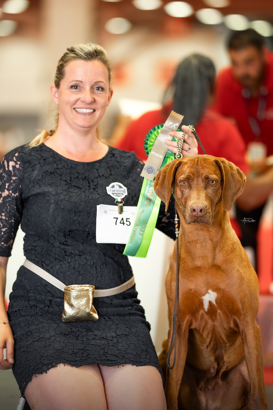 CH. ele tori Elfu fora - 1ere Exc VCAC / VCACIB / VBOS / Championne du Monde Veteran