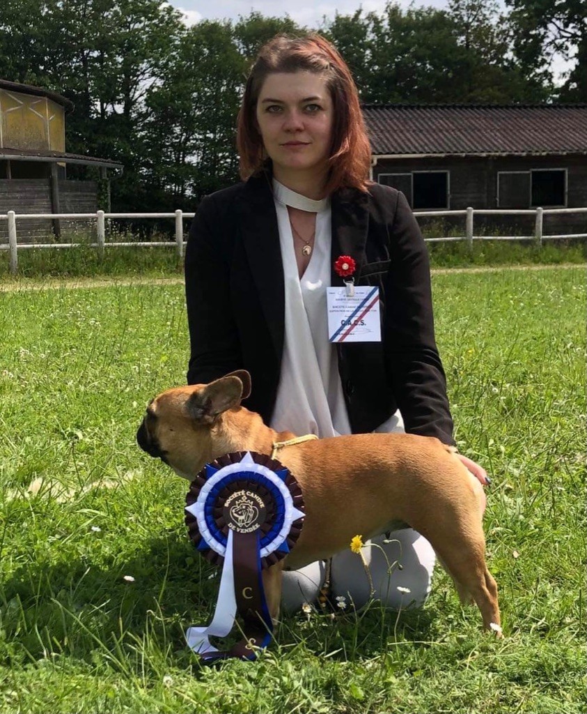 CH. Roxy Shamrock Cottage - Classe ouverte femelle 1er excellente CACS