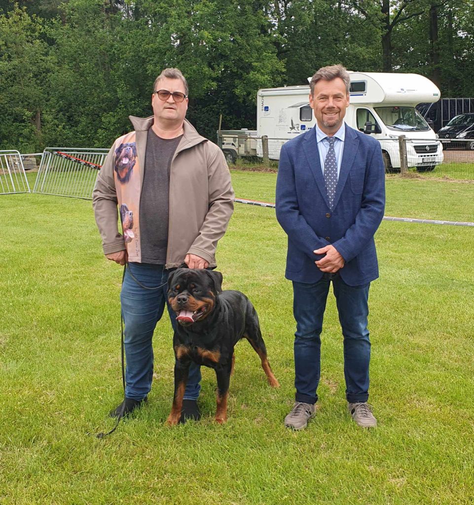 Santos du champ des louves - V(5) Open Class