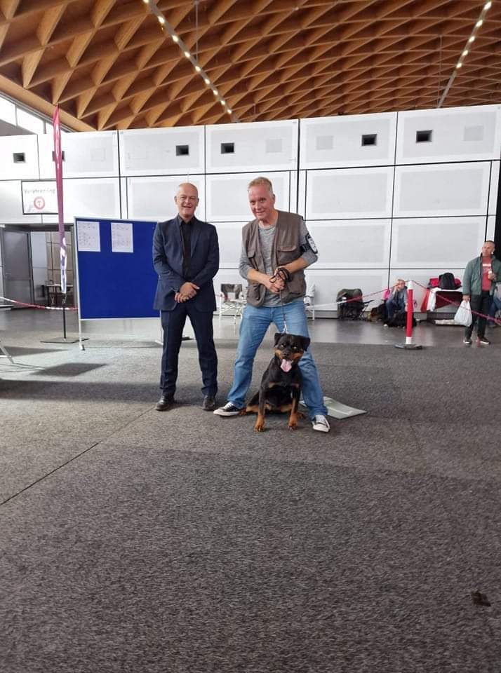 Ricka du champ des louves - V2 Res-Anw.Dt.VDH