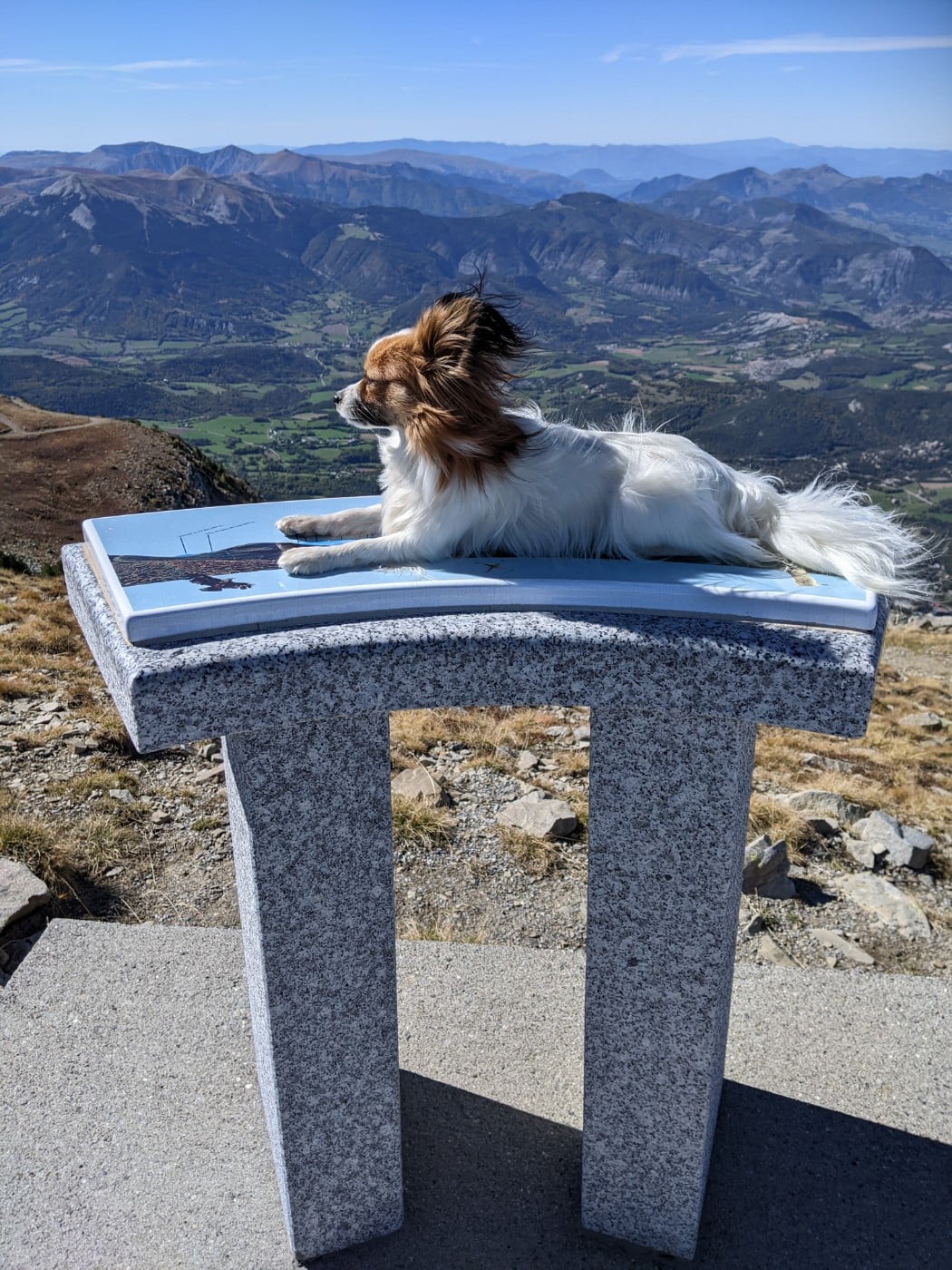 CH. Una (Sans Affixe)