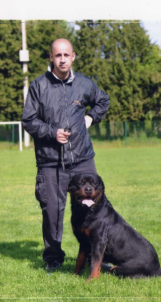 CH. Filou of Krie Gerische Schawarz - apte