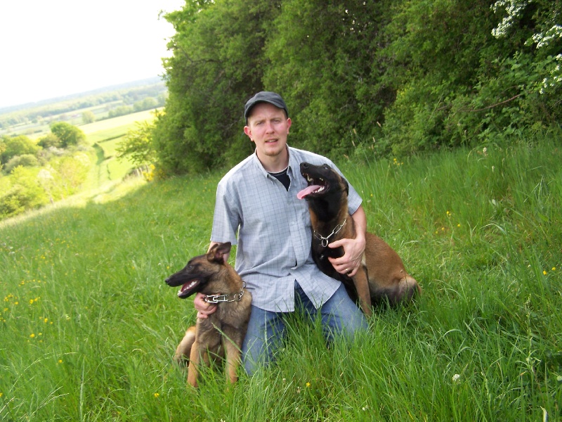 Belle aventure dit blue danse avec les malinois