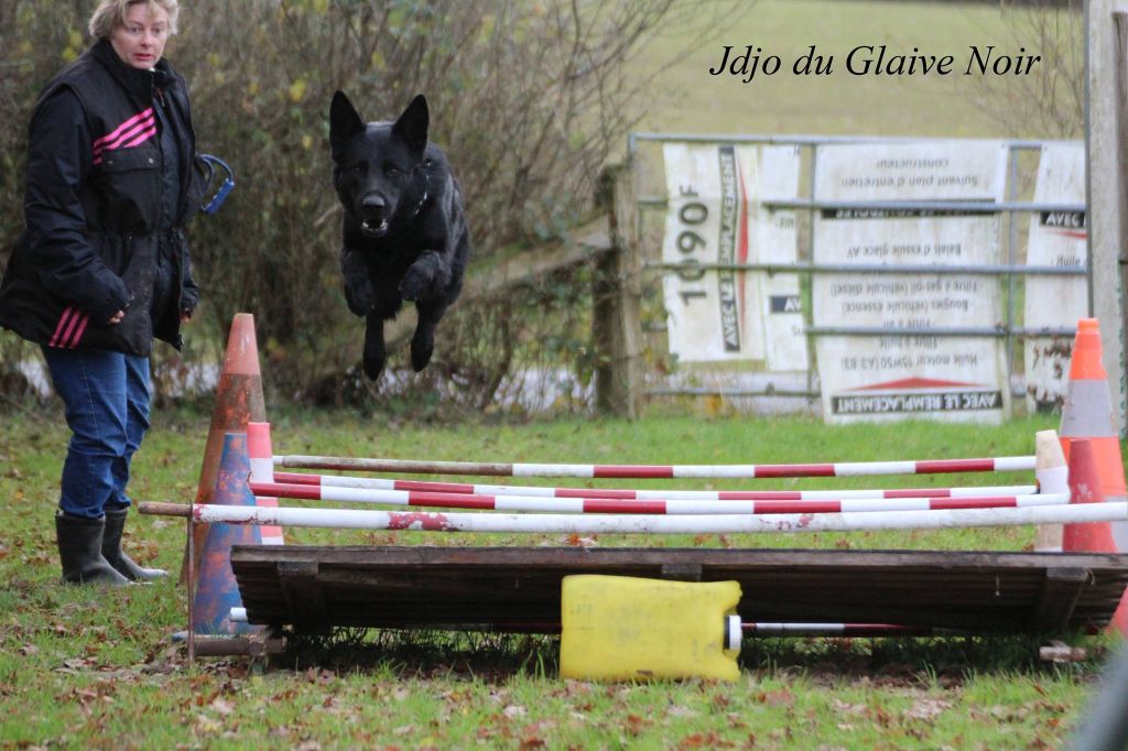 J 'djo du Glaive Noir