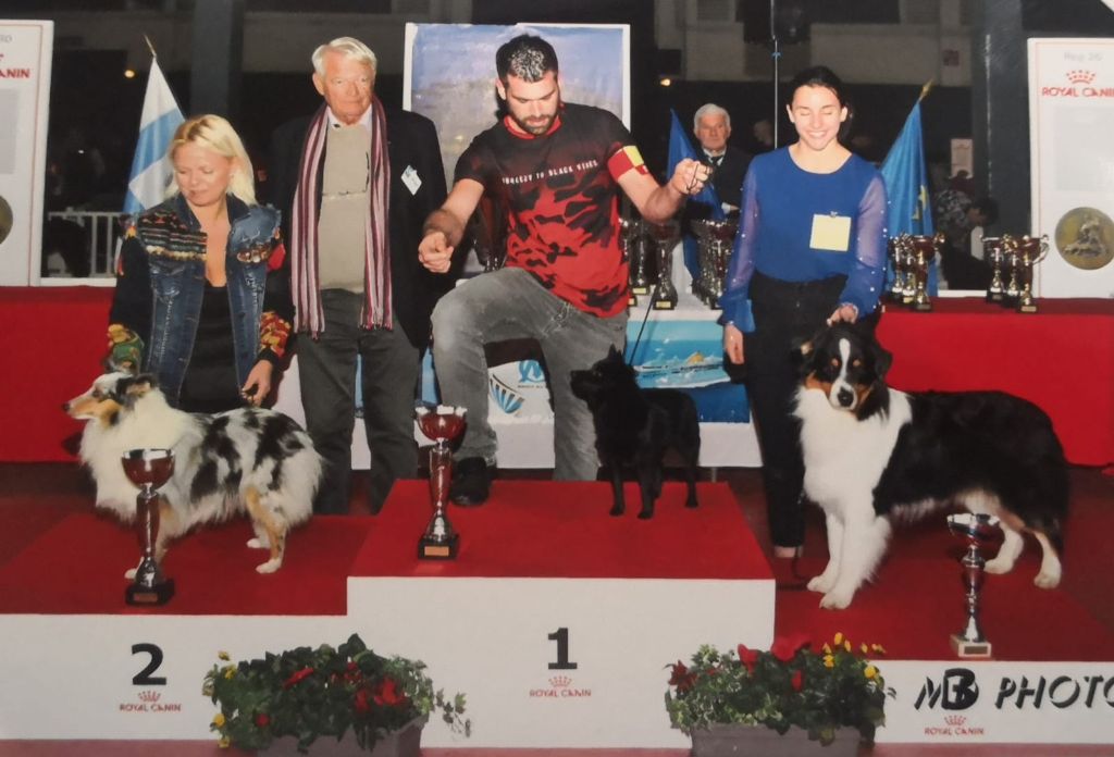 CH. pieni susi Renaître de ses cendres dite rikikite - MEILLEUR JEUNE DU GROUPE 1